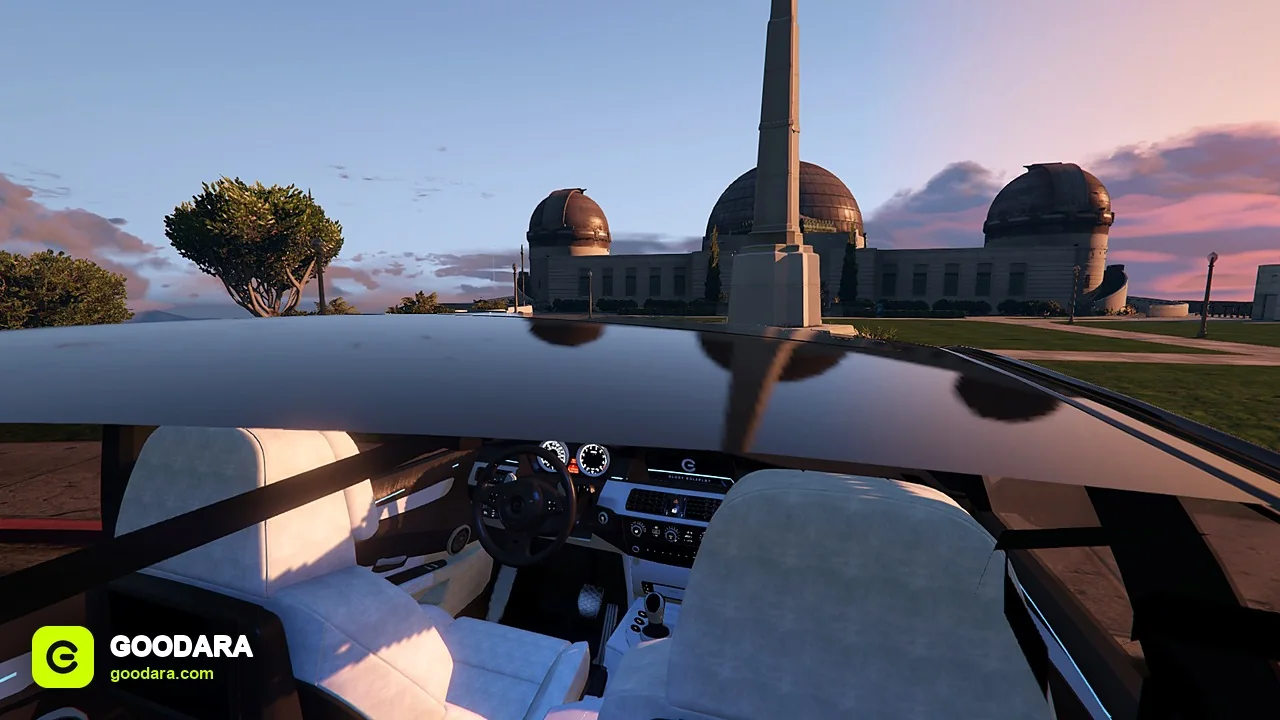 GR5 Widebody Sedan – Lore-Friendly M5 E60 with Air Ride & Sunroof for FiveM – image 3